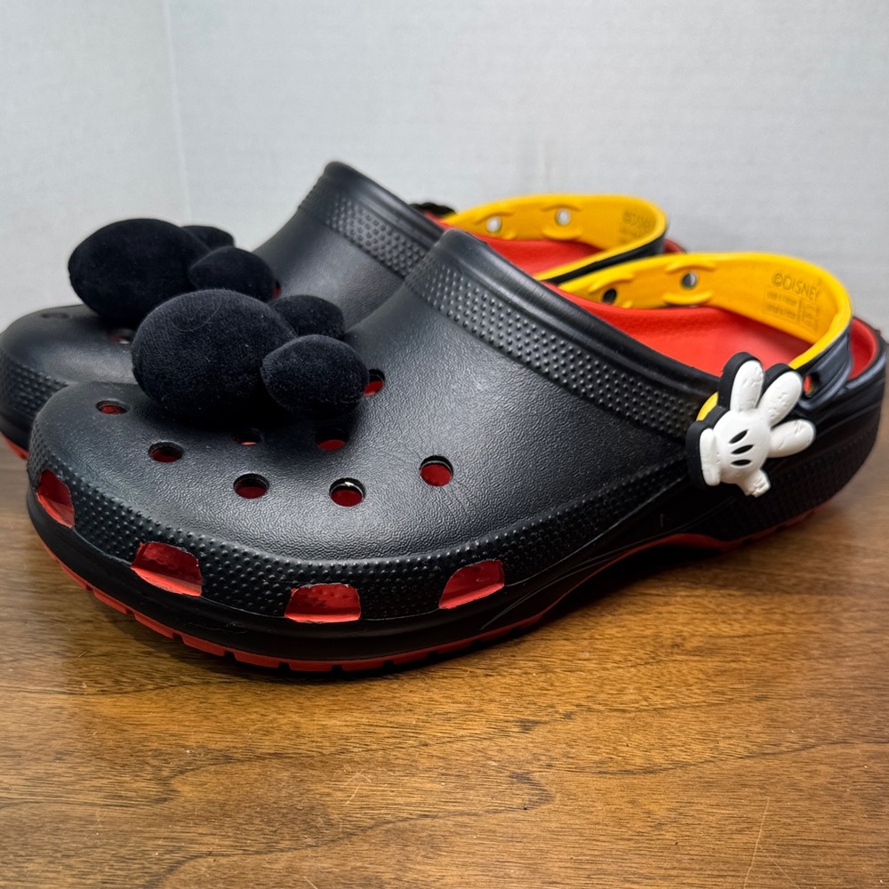 Disney Mickey Mouse Classic Crocs Clogs, Unisex Adult, Womens sz 11 / Mens sz 9